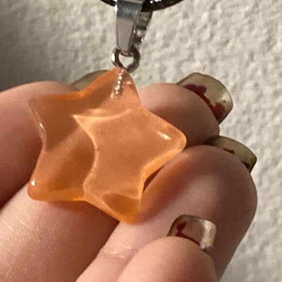 Star Glass Crystal on leather necklace - Picture 2 of 4